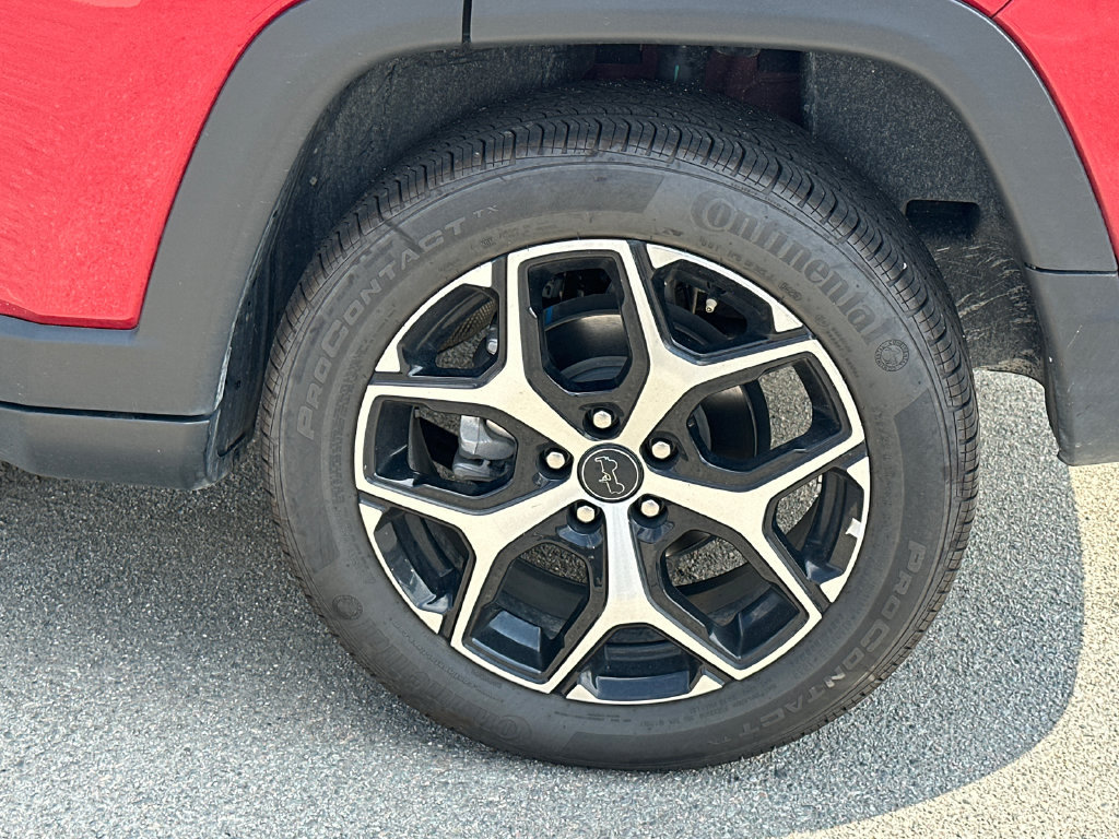 Used 2025 Jeep Compass Limited AWD/4WD image 19