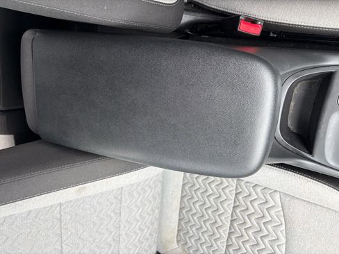 Used 2024 Chevrolet Equinox LS w/ LS Convenience Package image 26