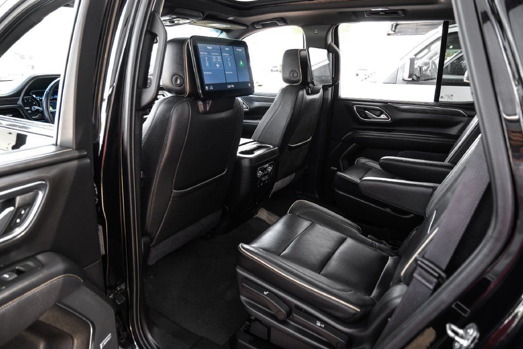 Used 2021 GMC Yukon SLT w/ SLT Premium Package RWD image 42