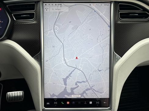 Used 2016 Tesla Model X 60D image 45