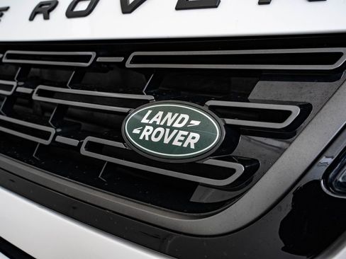 Certified 2026 Land Rover Range Rover Evoque Dynamic SE AWD/4WD image 3