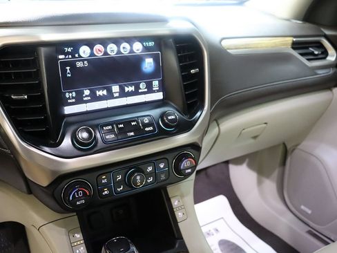 Used 2019 GMC Acadia Denali w/ Technology Package FWD image 47