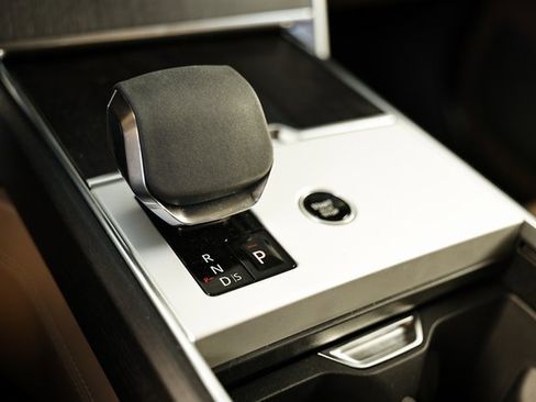 New 2025 Land Rover Range Rover Autobiography image 46