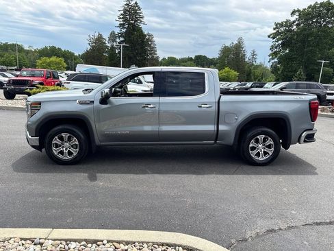 Used 2025 GMC Sierra 1500 SLT AWD/4WD image 10