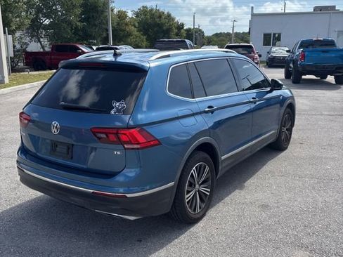 Used 2018 Volkswagen Tiguan SEL image 3