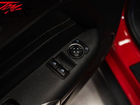 Used 2016 Ford Mustang Shelby GT350 w/ Technology Package image 19