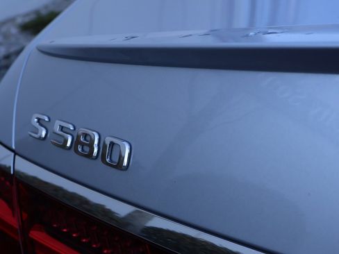 Certified 2021 Mercedes-Benz S 580 4MATIC Sedan image 18
