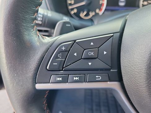 Used 2022 Nissan Altima 2.5 SR w/ Midnight Edition Package FWD image 20