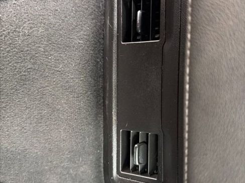 Used 2021 Chevrolet Silverado 1500 Custom image 31