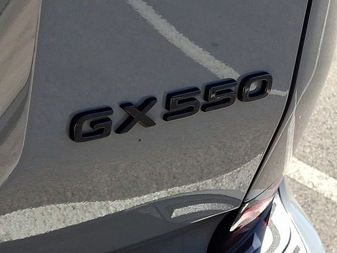 Certified 2024 Lexus GX 550 w/ Accessory Package (Z1) AWD/4WD image 31