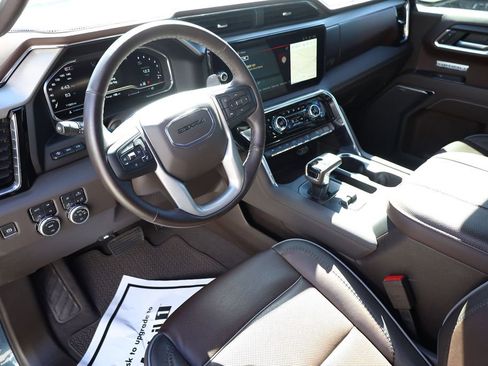 Used 2025 GMC Sierra 1500 Denali w/ Denali Reserve Package AWD/4WD image 12