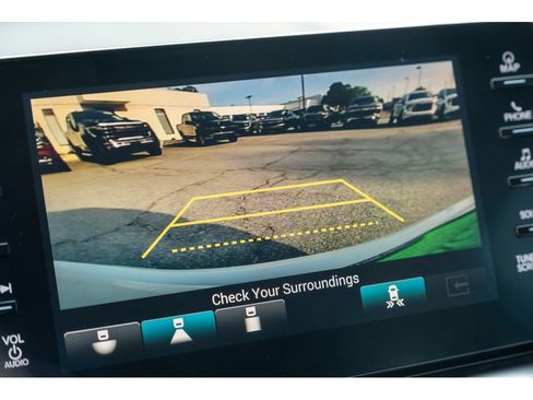 Used 2018 Honda Accord Touring image 25
