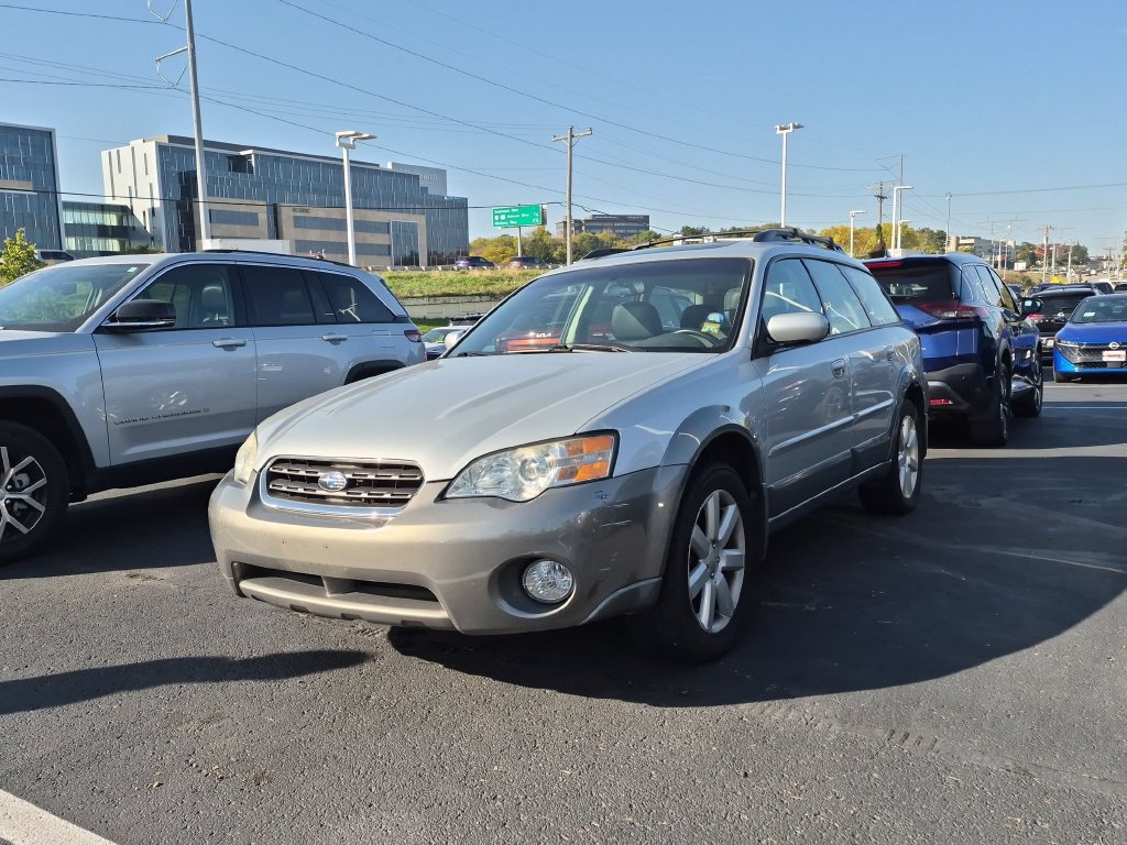 Used 2006 Subaru Outback 2.5i Limited AWD/4WD image 4