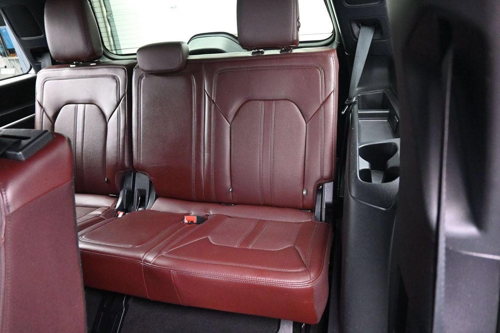 Used 2024 Ford Expedition Limited AWD/4WD image 22