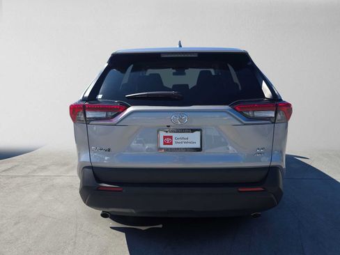 Certified 2025 Toyota RAV4 LE AWD/4WD image 4