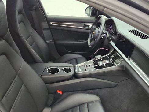 Used 2023 Porsche Panamera 4 Platinum Edition AWD/4WD image 25
