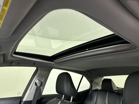 Used 2024 Toyota Camry XSE image 18