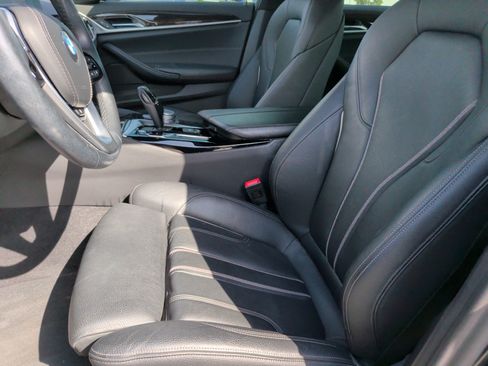Used 2020 BMW 540i w/ Convenience Package RWD image 25