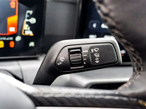 Used 2024 Ford Mustang EcoBoost image 21