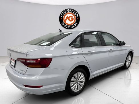 Used 2019 Volkswagen Jetta S FWD image 3