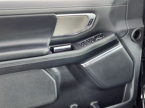 New 2026 Ford Expedition Max Platinum w/ Driver's Package image 17