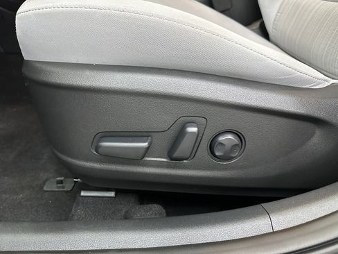 Used 2023 Hyundai Kona SEL FWD image 10
