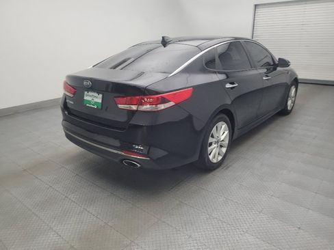 Used 2016 Kia Optima LX w/ Option Group 014 FWD image 9