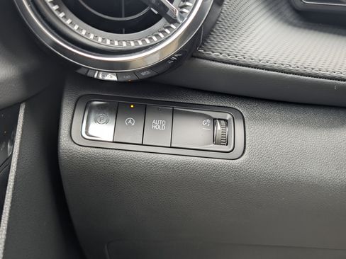 Used 2025 Chevrolet Equinox LT w/ Safety and Technology Package FWD image 20