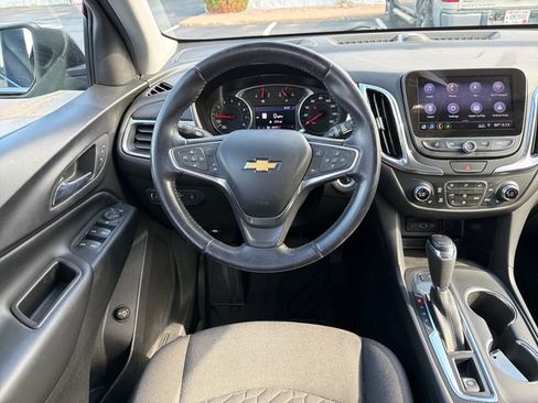 Used 2020 Chevrolet Equinox LT AWD/4WD image 32
