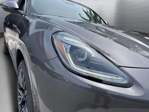 New 2025 Maserati Grecale GT image 39