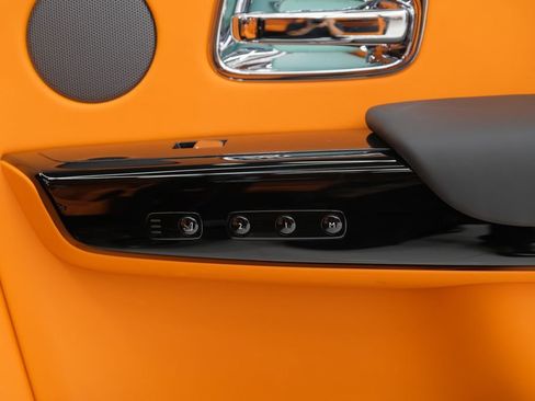 Used 2025 Rolls-Royce Phantom Sedan RWD image 58