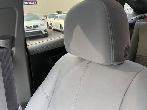 Used 2016 Chevrolet Impala LS image 32