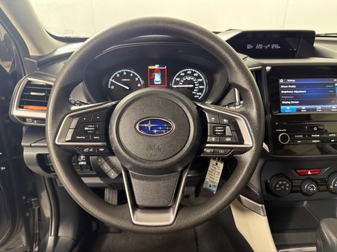 Used 2023 Subaru Forester AWD/4WD image 15