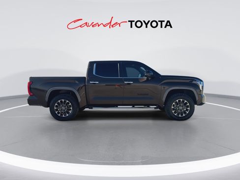 Used 2022 Toyota Tundra Limited AWD/4WD image 9
