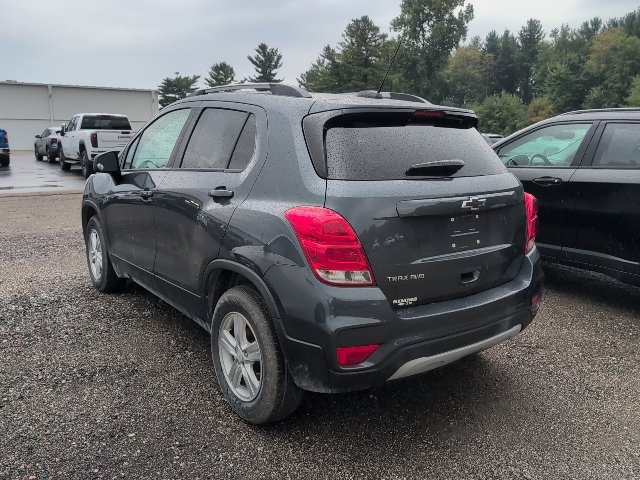 Used 2021 Chevrolet Trax LT w/ LT Convenience Package AWD/4WD image 6