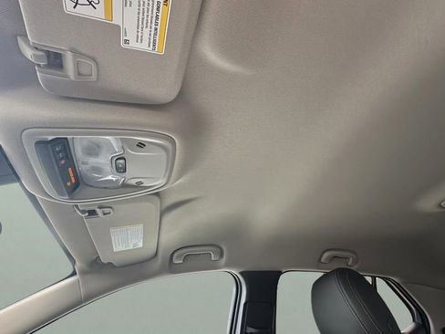 Used 2024 Buick Encore GX Preferred image 26