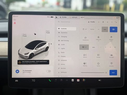 Used 2023 Tesla Model 3 Standard Range RWD image 15