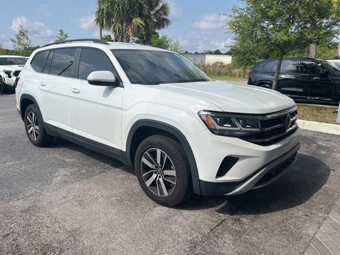 Used 2022 Volkswagen Atlas SE FWD image 2