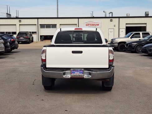 Used 2013 Toyota Tacoma PreRunner RWD image 8