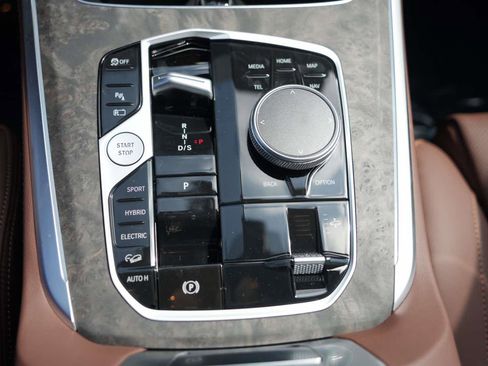 New 2026 BMW X5 xDrive50e image 25