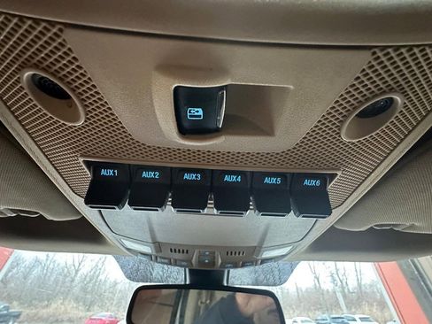 Used 2017 Ford F350 Lariat image 27