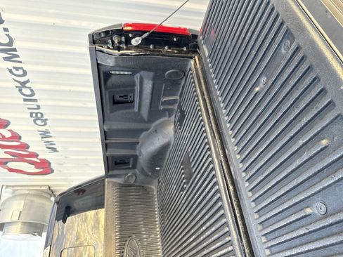 Used 2017 Ford F150 Lariat image 20