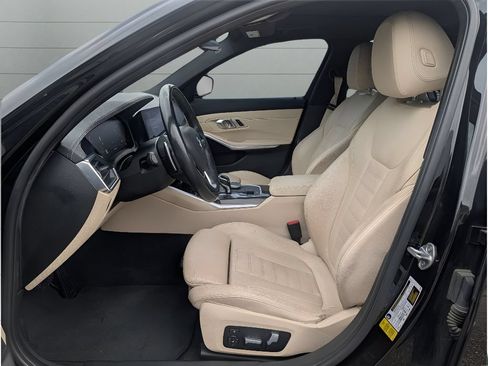 Used 2019 BMW 330i Sedan w/ Premium Package RWD image 14