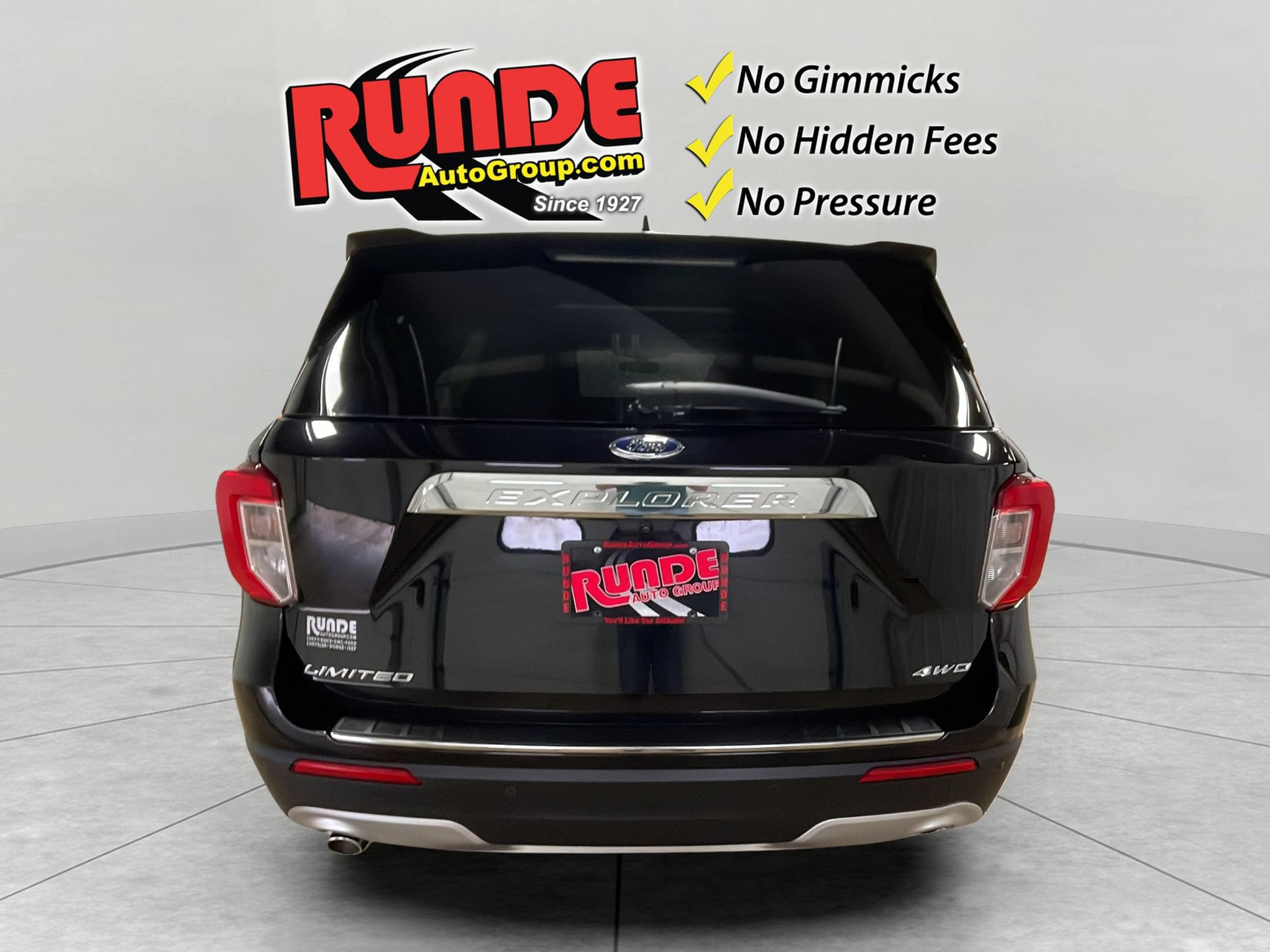 Used 2023 Ford Explorer Limited w/ Equipment Group 301A AWD/4WD image 5