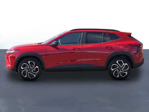 New 2026 Chevrolet Trax RS w/ Driver Confidence Package image 8