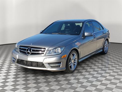 Used 2014 Mercedes-Benz C 250 Sedan image 8