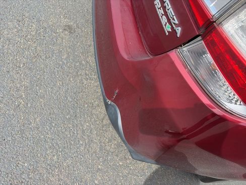 Used 2017 Subaru Impreza 2.0i Premium image 7