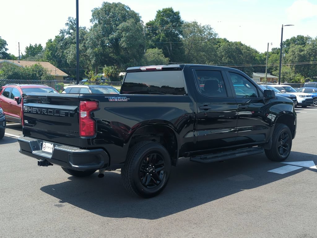 Used 2023 Chevrolet Silverado 1500 Custom Trail Boss w/ LPO, Dark Essentials Package AWD/4WD image 7