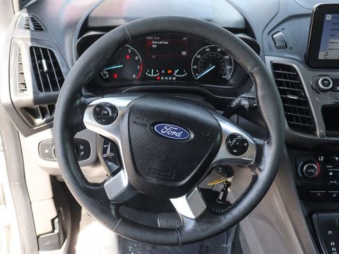 Used 2019 Ford Transit Connect XLT image 23