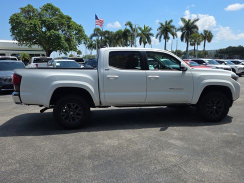 Used 2023 Toyota Tacoma SR5 image 8